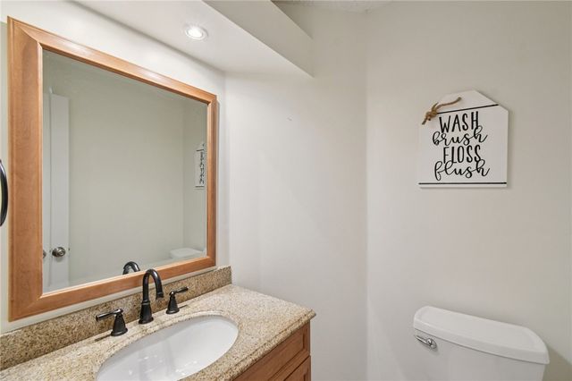 108 Lansmere Way, Ogden, NY 14624