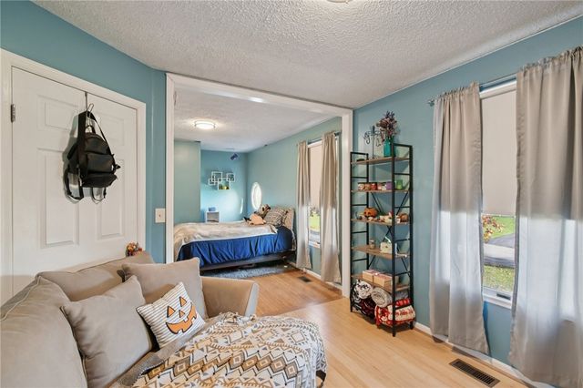 108 Lansmere Way, Ogden, NY 14624