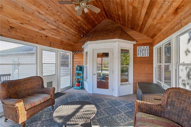 108 Lansmere Way, Ogden, NY 14624