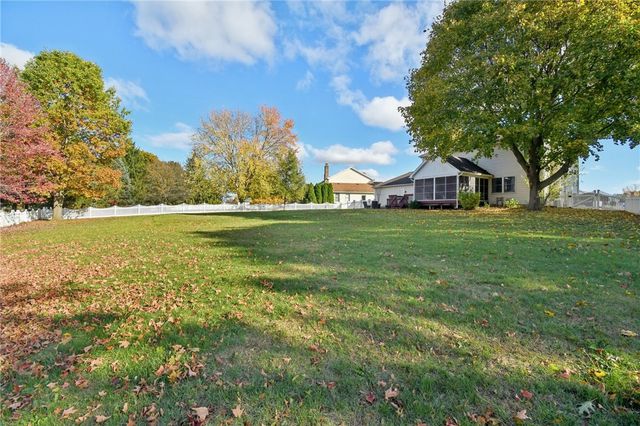 108 Lansmere Way, Ogden, NY 14624