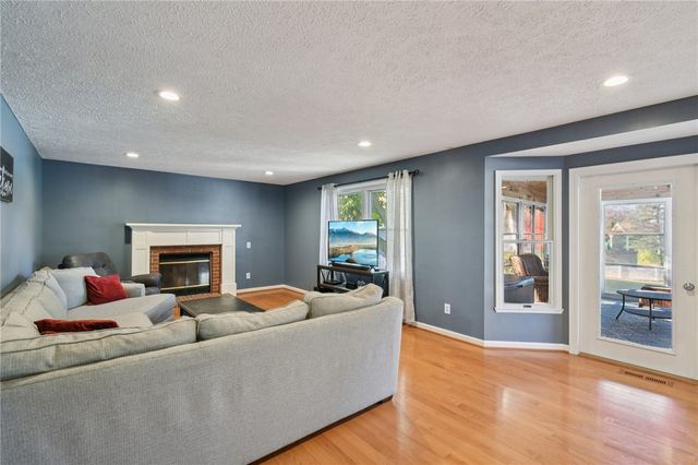 108 Lansmere Way, Ogden, NY 14624