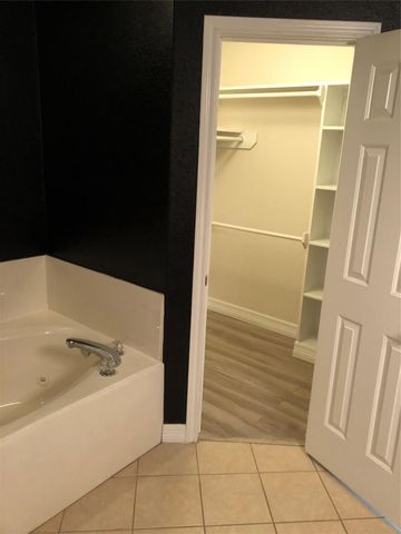13322 Colton Lane, Santa Fe, TX 77510