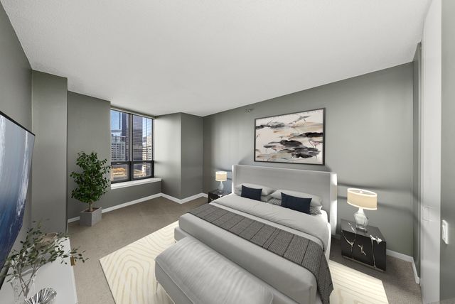 400 N La Salle Drive 2002, Chicago, IL 60654