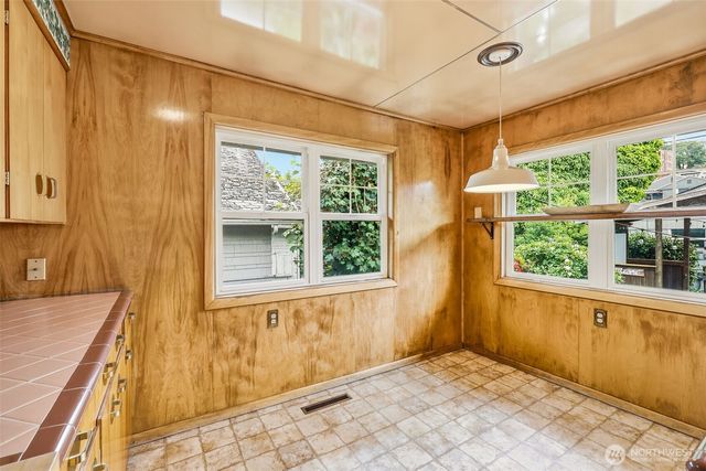 1020 N Tacoma Avenue, Tacoma, WA 98403
