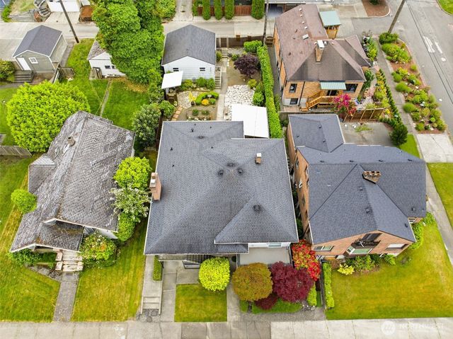 1020 N Tacoma Avenue, Tacoma, WA 98403