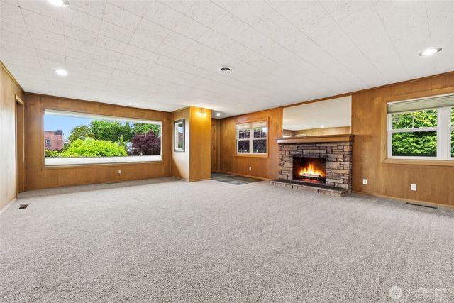 1020 N Tacoma Avenue, Tacoma, WA 98403