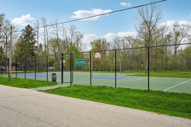 S65W18422 Ruby DRIVE, Muskego, WI 53150