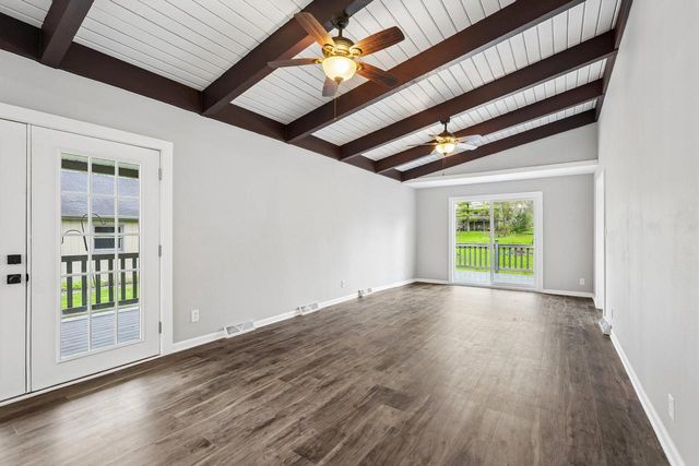 S65W18422 Ruby DRIVE, Muskego, WI 53150