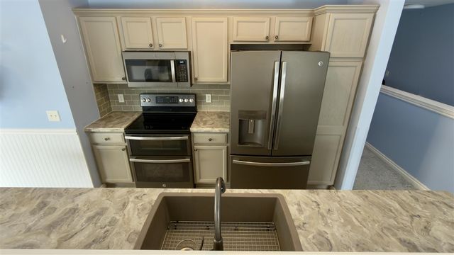 3368 Endsleigh Lane, Ypsilanti, MI 48197