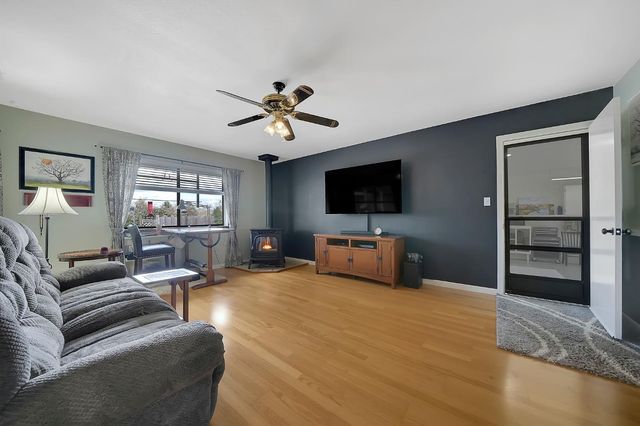 10516 Thompson Way, Valley Springs, CA 95252