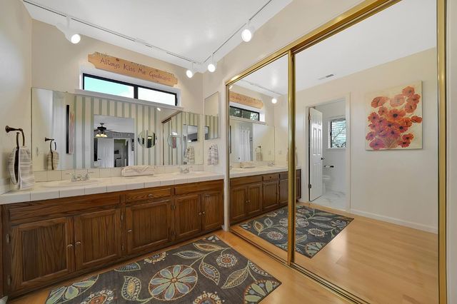 10516 Thompson Way, Valley Springs, CA 95252