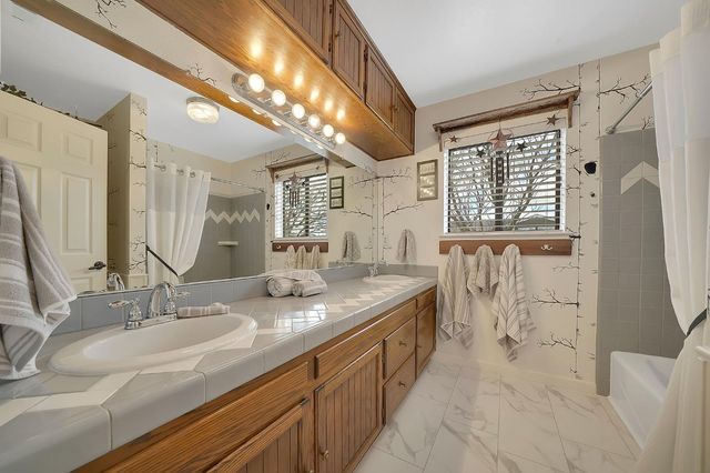 10516 Thompson Way, Valley Springs, CA 95252