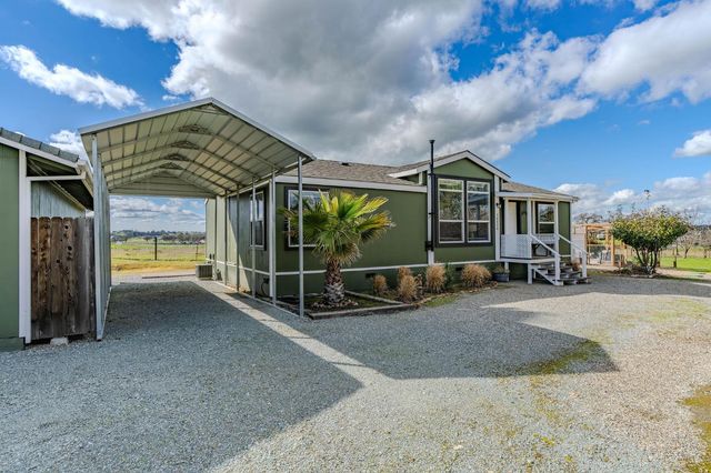 10516 Thompson Way, Valley Springs, CA 95252