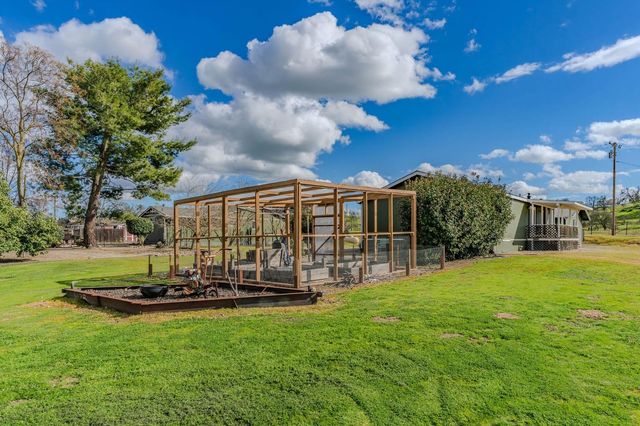 10516 Thompson Way, Valley Springs, CA 95252