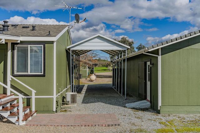 10516 Thompson Way, Valley Springs, CA 95252