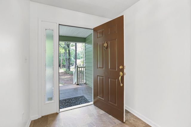 114 Pineknoll Drive, Warm Springs, GA 31830