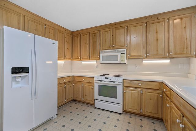 114 Pineknoll Drive, Warm Springs, GA 31830
