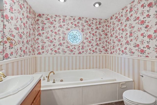 114 Pineknoll Drive, Warm Springs, GA 31830