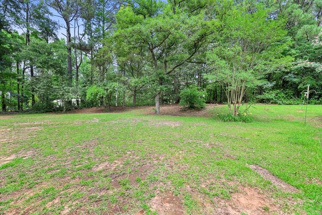 114 Pineknoll Drive, Warm Springs, GA 31830