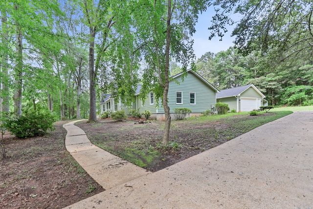 114 Pineknoll Drive, Warm Springs, GA 31830
