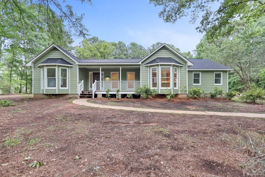 114 Pineknoll Drive, Warm Springs, GA 31830