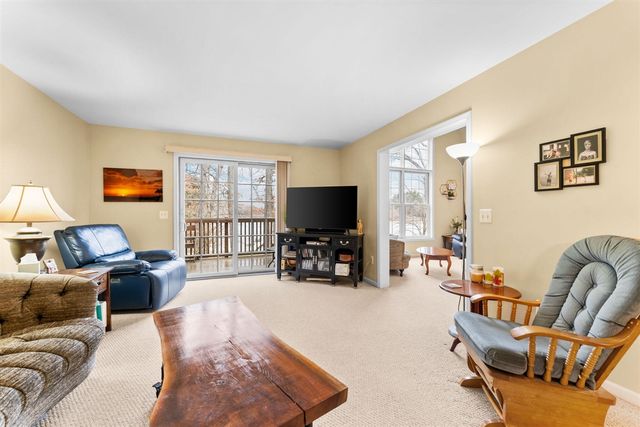 6511 Forest Beach Drive, Brighton, MI 48116