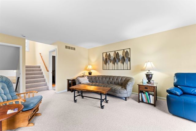 6511 Forest Beach Drive, Brighton, MI 48116