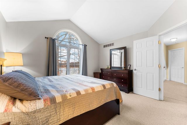 6511 Forest Beach Drive, Brighton, MI 48116