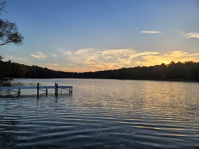 6511 Forest Beach Drive, Brighton, MI 48116