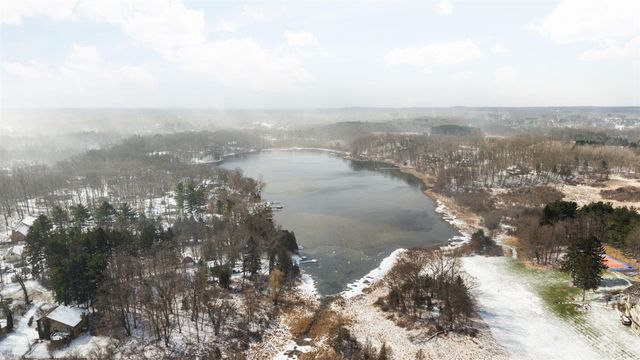 6511 Forest Beach Drive, Brighton, MI 48116