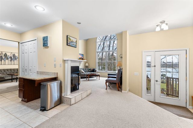 6511 Forest Beach Drive, Brighton, MI 48116