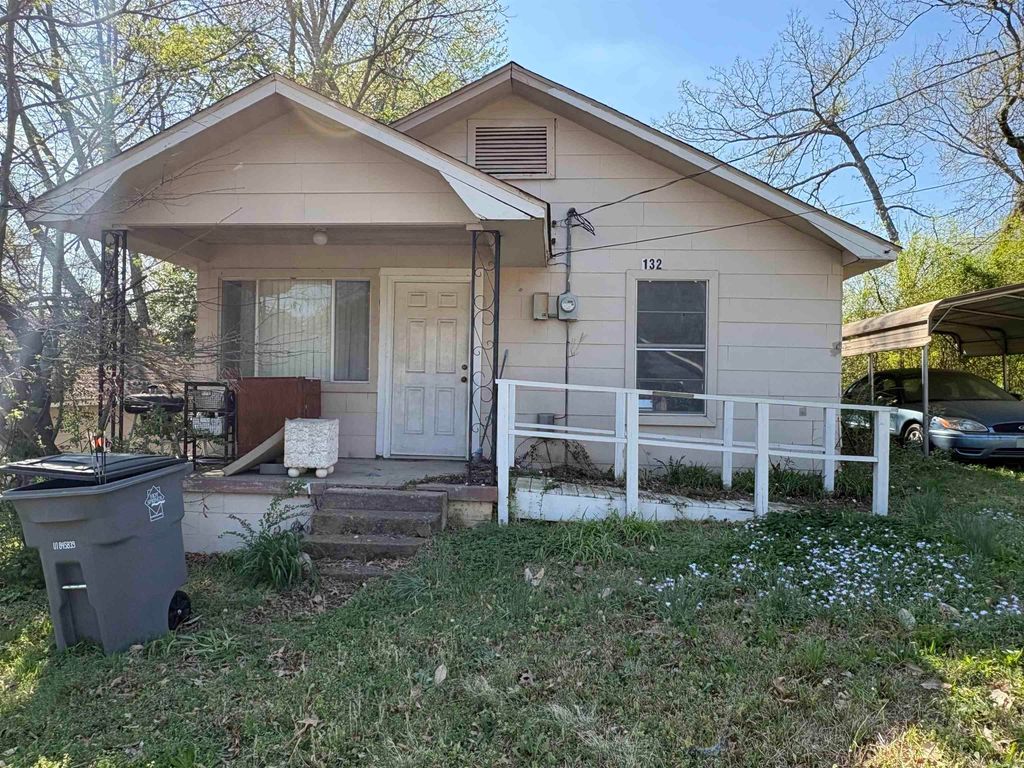 132 Hansford Street, Hot Springs, AR 71901