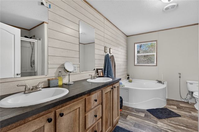 4756 Pine Hollow Road, Van Buren, AR 72956