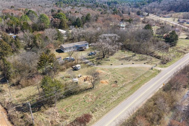 4756 Pine Hollow Road, Van Buren, AR 72956