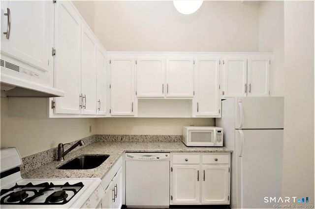 48 Lawson Lane 48, Ridgefield, CT 06877