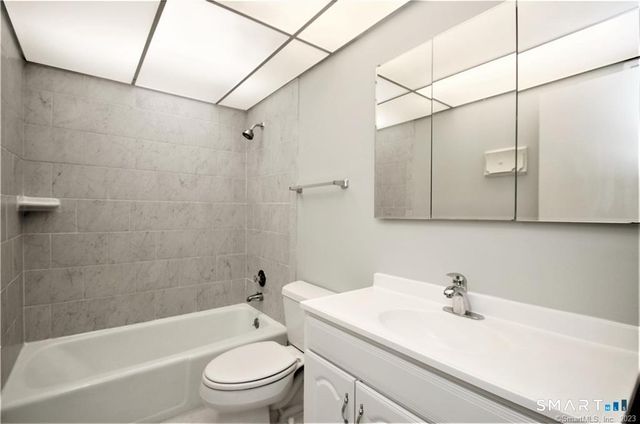 48 Lawson Lane 48, Ridgefield, CT 06877