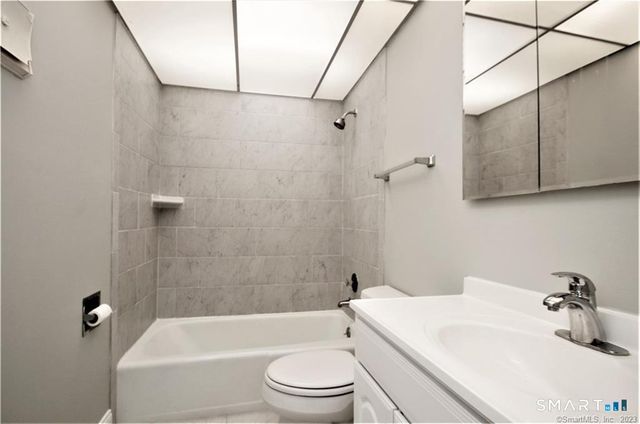 48 Lawson Lane 48, Ridgefield, CT 06877