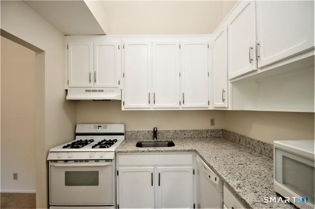48 Lawson Lane 48, Ridgefield, CT 06877