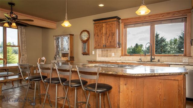 40 Wapiti Way, Bozeman, MT 59718