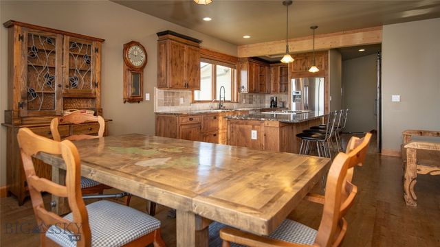 40 Wapiti Way, Bozeman, MT 59718