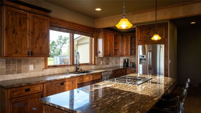 40 Wapiti Way, Bozeman, MT 59718