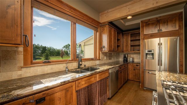 40 Wapiti Way, Bozeman, MT 59718
