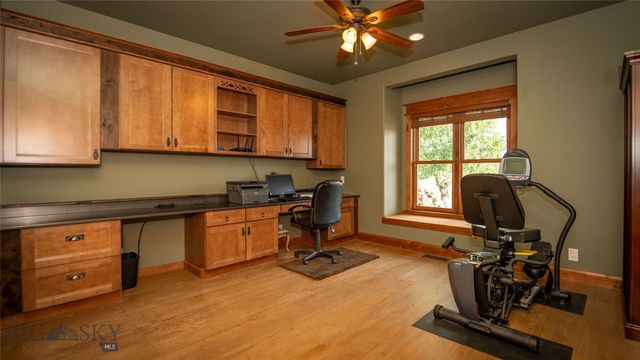 40 Wapiti Way, Bozeman, MT 59718