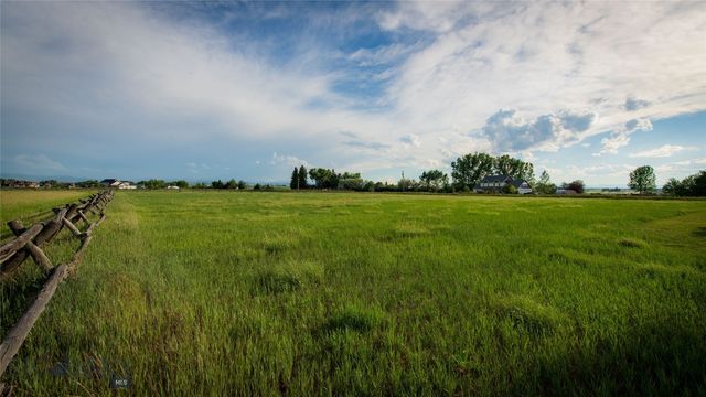 40 Wapiti Way, Bozeman, MT 59718