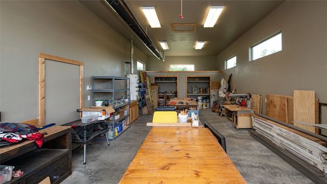 40 Wapiti Way, Bozeman, MT 59718