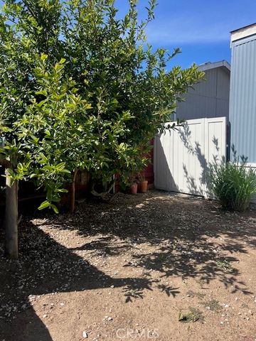 4901 Green River Rd 104, Corona, CA 92878