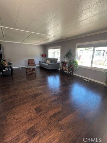 4901 Green River Rd 104, Corona, CA 92878