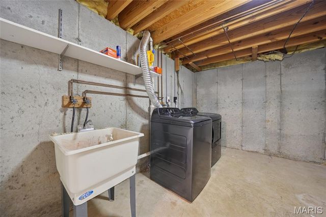 1102 Danielle Elizabeth Court, O'fallon, MO 63366