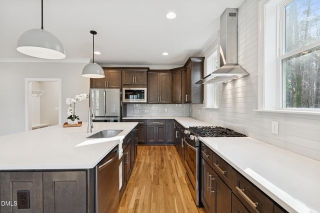 4706 Highview Place, Raleigh, NC 27606