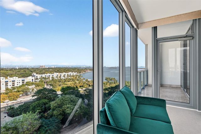 601 NE 36th St 1101, Miami, FL 33137